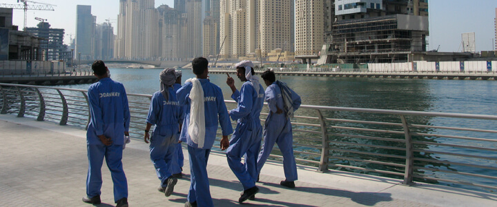 mid day work ban in dubai
