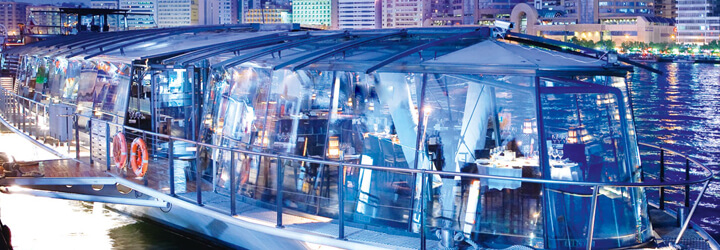 bateaux restaurant dubai